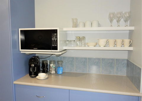Holiday Home By The Beach In St Helens - Holiday Great Ocean Road 1