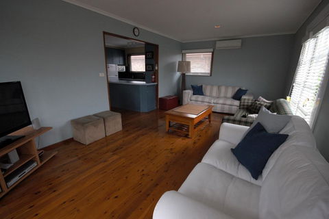 Holiday On The Bay, Vincentia - Holiday Great Ocean Road 2