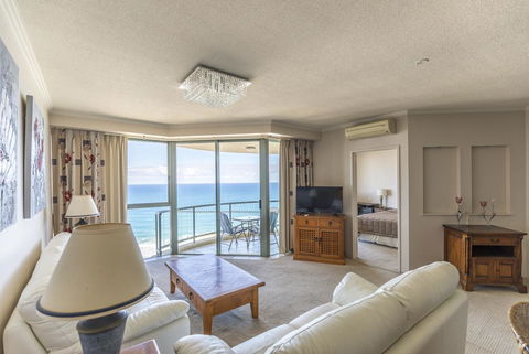 HomePlus - Stunning Ocean View From 34th Floor - Holiday Great Ocean Road 1