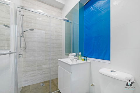 KOZYGURU Kings Cross SKY GARDEN Studio CBD - Holiday Great Ocean Road 0