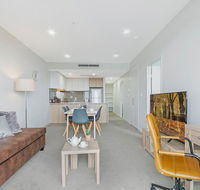 KOZYGURU PARRAMATTA CBD LUXURY 2 BED APT  FREE PARKING NPA011 - Holiday Great Ocean Road