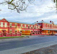 Lake Inn - Ballarat - Holiday Great Ocean Road