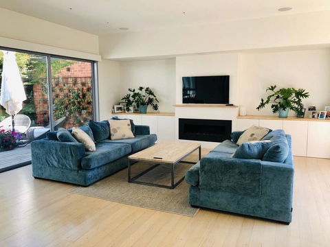 Malvern 3 Bedroom Delight - Holiday Great Ocean Road 0