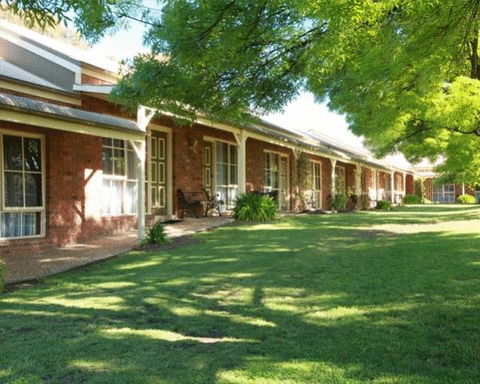 Mansfield Valley Motor Inn - Holiday Great Ocean Road 1