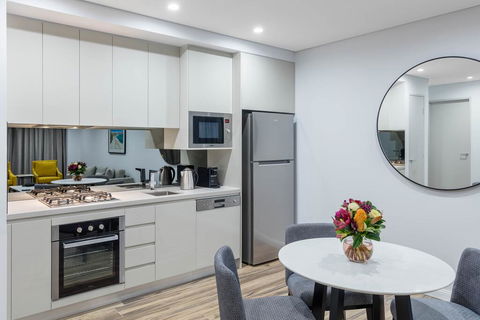 Meriton Suites Bondi Junction - Holiday Great Ocean Road 1
