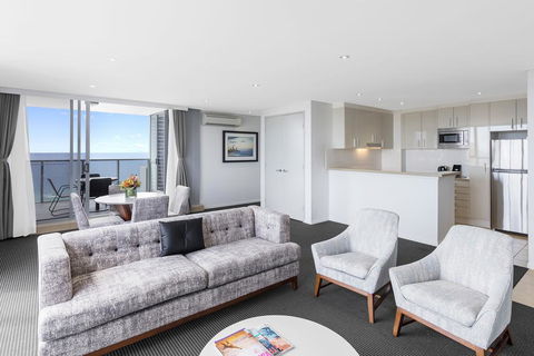 Meriton Suites Broadbeach - Holiday Great Ocean Road 3