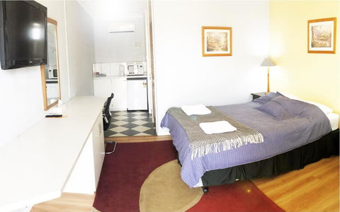 Merredin Olympic Motel - Holiday Great Ocean Road 2