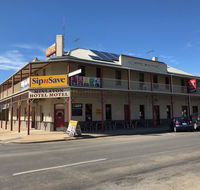 Minlaton Hotel - Holiday Great Ocean Road