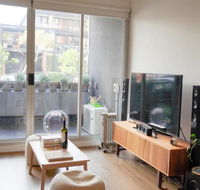 Modern 2 Bedroom Apartment Close To Beach and City - Holiday Great Ocean Road