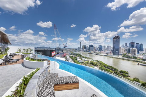 Modern Apartment In South Brisbane Infinity Pool - Holiday Great Ocean Road 2