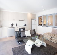 Modern Executive Apartment  Braddon 1BR Wine Wifi Secure Parking Canberra - Holiday Great Ocean Road