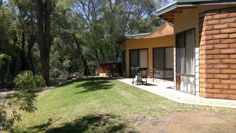 Yelverton Brook Conservation Sanctuary - Holiday Great Ocean Road 3