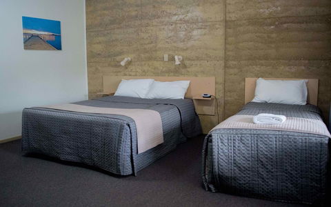 Hopetoun Motel & Chalet Village - Holiday Great Ocean Road 0