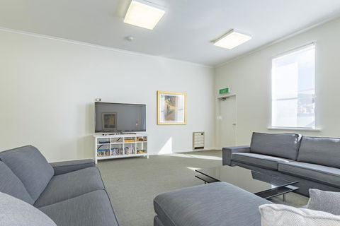 4 Bedroom House - Hobart CBD - Free Parking - Free WIFI - Holiday Great Ocean Road 20