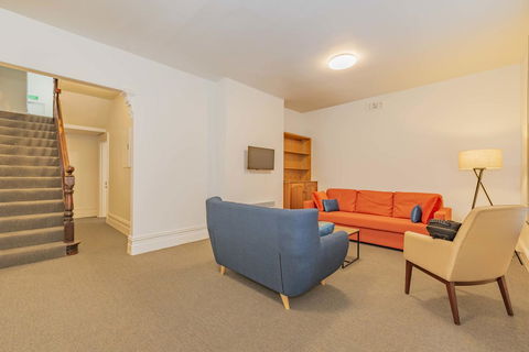 4 Bedroom House - Hobart CBD - Free Parking - Free WIFI - Holiday Great Ocean Road 6