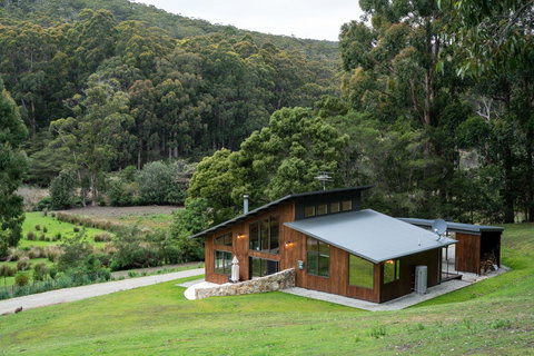 Adventure Bay Retreat Bruny Island - Holiday Great Ocean Road 23
