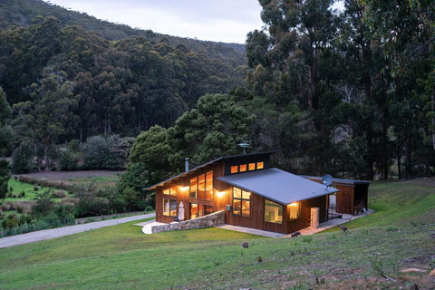 Adventure Bay Retreat Bruny Island - Holiday Great Ocean Road 2