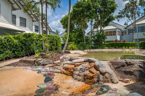Noosa Entrance 2 Bedroom Garden Side Townhouse. - Holiday Great Ocean Road 3