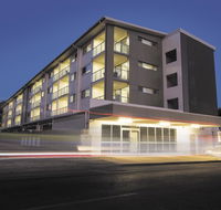 Oaks Moranbah Suites - Holiday Great Ocean Road