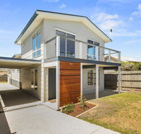 Ocean Chill 10 Minutes Drive to Phillip Island Pet Friendly Family Home Sleeps 8 - Holiday Great Ocean Road