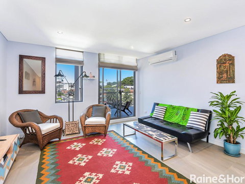 Oceans Edge #8 - 8/5 Campbell Crescent, Terrigal - Holiday Great Ocean Road 3