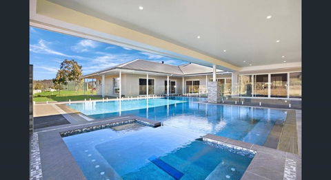 ON Keppies Bed And Breakfast Farm Paterson NSW - Holiday Great Ocean Road 2