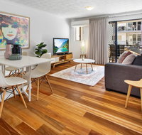 One-Bed Apartment With Balcony and Parking near CBD - Holiday Great Ocean Road