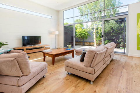 PALM COURT RETREAT - MORNINGTON - Holiday Great Ocean Road 0