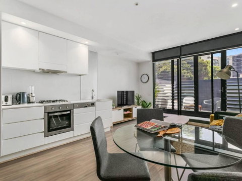 PERFECTLY PRAHRAN - Your Mecca Of Social And Style - Holiday Great Ocean Road 0