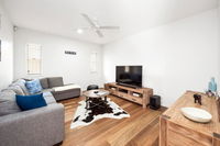Book Peregian Springs Accommodation Vacations Holiday Great Ocean Road Holiday Great Ocean Road