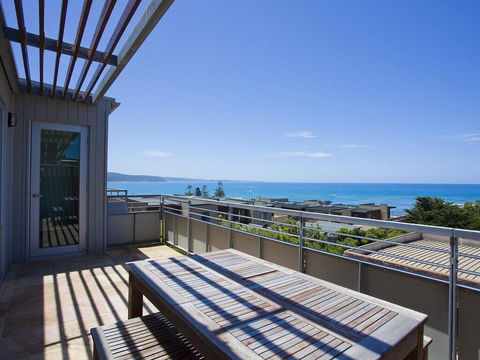 POINT GREY APARTMENT 14 - The Point - Holiday Great Ocean Road 1