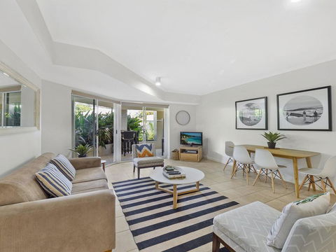 Poolside At Iluka Resort Apartments - Holiday Great Ocean Road 2