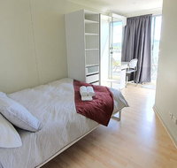 Private modern room - Plaza Building- in City Centre - Holiday Great Ocean Road