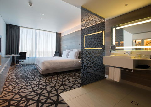 Pullman Sydney Airport - Holiday Great Ocean Road 2