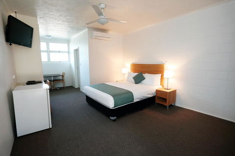 Q Express - Holiday Great Ocean Road 0
