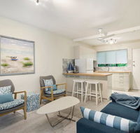 Rare Modern Unit with Private Fenced garden Close to The Beach PC3 - Holiday Great Ocean Road