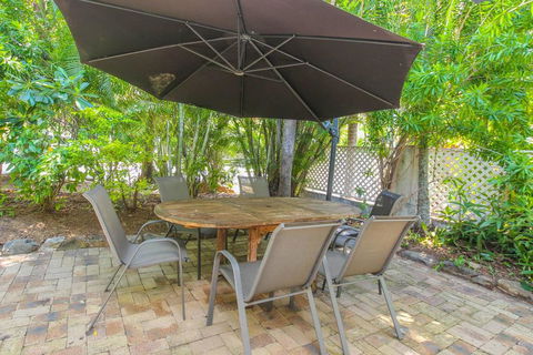 Rare! Modern Unit With Private Fenced Garden Close To The Beach PC5 - Holiday Great Ocean Road 2
