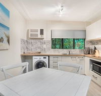 Rare Modern Unit with Private Fenced garden Close to The Beach PC5 - Holiday Great Ocean Road
