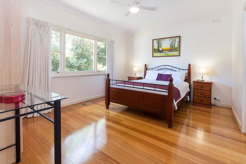 RENOVATED BEACH BEAUTY - ROSEBUD - Holiday Great Ocean Road 3