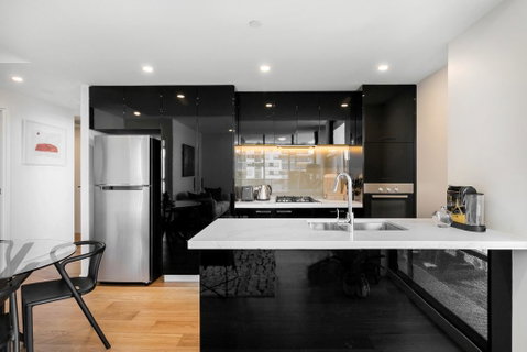 Resort-style Apartment With Balcony, Pool And Gym - Holiday Great Ocean Road 3
