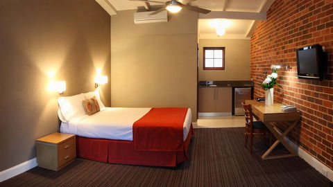 Rose & Crown Hotel - Holiday Great Ocean Road 1