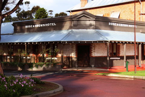 Rose & Crown Hotel - Holiday Great Ocean Road 0