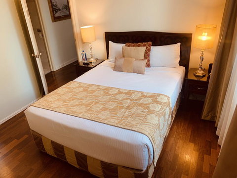 Royal Albert Hotel - Holiday Great Ocean Road 2