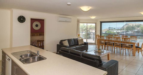 SALT - 37 Oceanview Drive - Holiday Great Ocean Road 3
