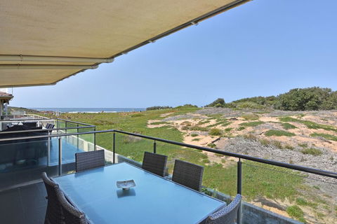 Saltwater Curls Anna Bay Coastal Retreat With Views - Holiday Great Ocean Road 1