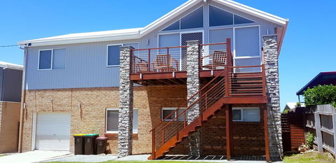 Salty's - Newly Renovated - Holiday Great Ocean Road 1