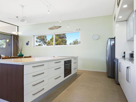 Serene - Spacious Air Conditioned Accommodation - Holiday Great Ocean Road 2