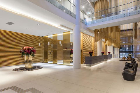 SKYE Hotel Suites Parramatta - Holiday Great Ocean Road 1