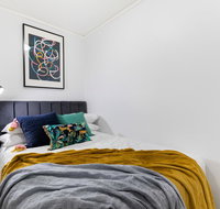 Sleek modern apartment close to everything - Holiday Great Ocean Road