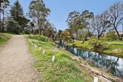 Snowstream Riverside Apartments - Unit 2 - Holiday Great Ocean Road 3